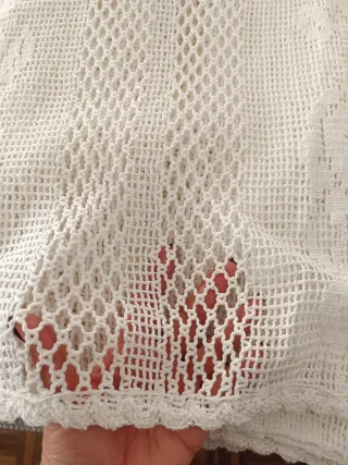 Toalha ou colcha de crochet branca