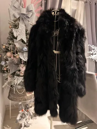 Chaqueta de zorro negra
