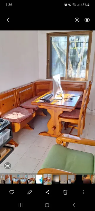 Mesa de madera con banco y sillas