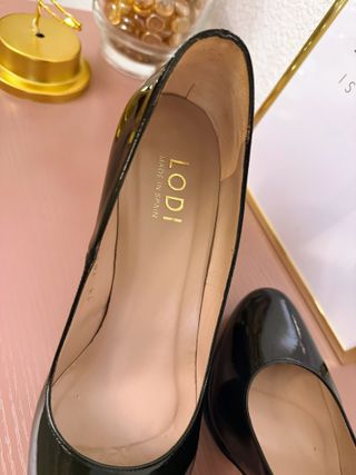 Zapatos tacón charol LODI negros