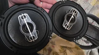 2 Altavoces QPertors 6" Pulgadas de 350W + Cables