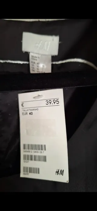 Vestido fiesta metalizado, escote palabra de honor