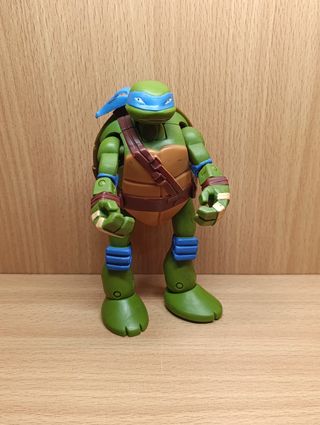 FIGURA LEONARDO TORTUGAS NINJA PLAYMATES 2014