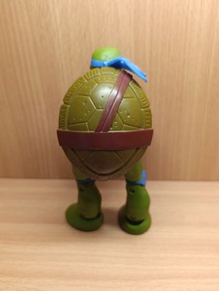 FIGURA LEONARDO TORTUGAS NINJA PLAYMATES 2014
