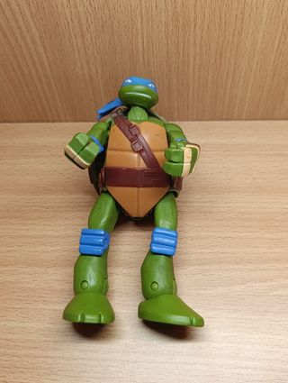 FIGURA LEONARDO TORTUGAS NINJA PLAYMATES 2014