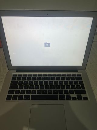 MacBook Air plata