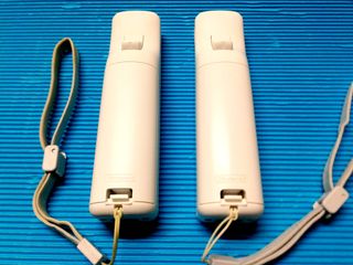 x2 Mandos Nintendo Wii Motion Blancos + Correas