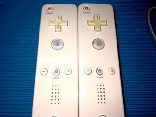x2 Mandos Nintendo Wii Motion Blancos + Correas