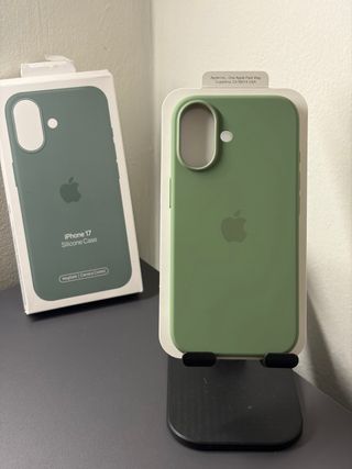 Custodia iPhone 17 MagSafe Silicone Apple