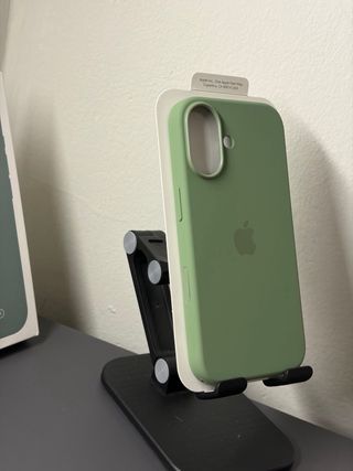 Custodia iPhone 17 MagSafe Silicone Apple