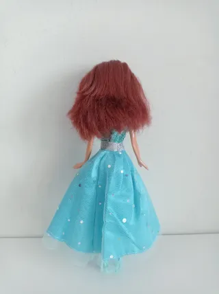 Muñeca sin marca de 25 cm con vestido y zapatos