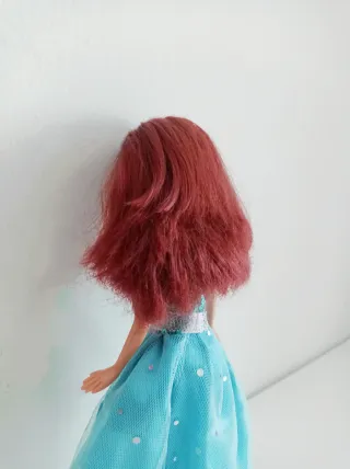 Muñeca sin marca de 25 cm con vestido y zapatos