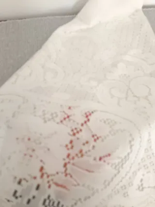 Toalha redonda de mesa arrendada branca