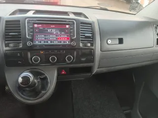 Volkswagen Caravelle 2011