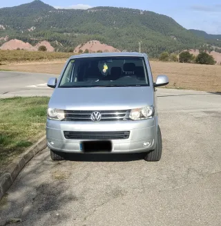 Volkswagen Caravelle 2011