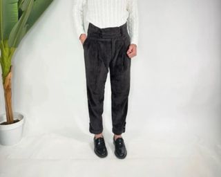 Pantaloni scamosciati uomo