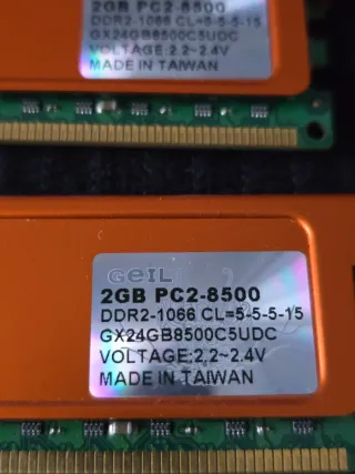 4x 2GB DDR2 RAM (8GB Total)