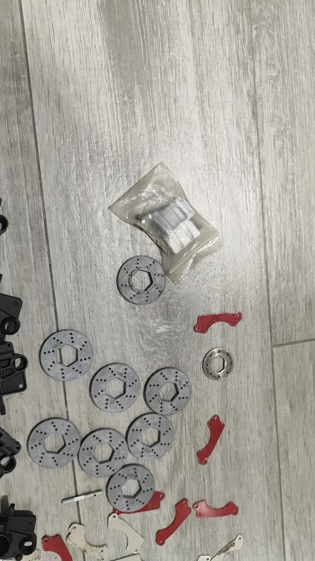 Coche RC Mugen MBX5R Piezas