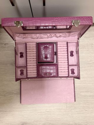 Joyero grande de El Corte Inglés morado con espejo