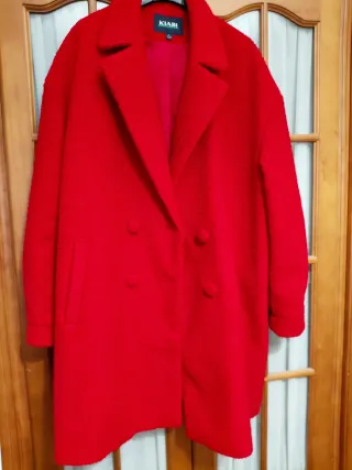 Abrigo Kiabi Rojo