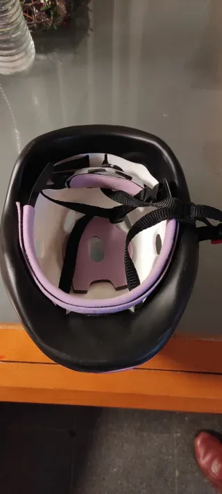 Casco bici niña rosa con estrellas