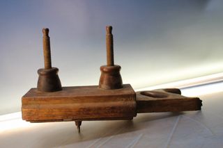 Antiguo cepillo de carpintero, garlopa.