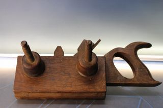 Antiguo cepillo de carpintero, garlopa.