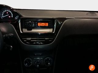 Peugeot 208 5P BUSINESS LINE 1.6 BlueHDi 75