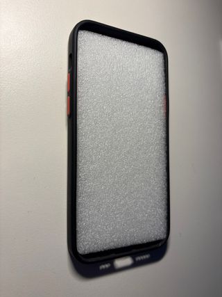 Funda iPhone 12 Negra Translúcida