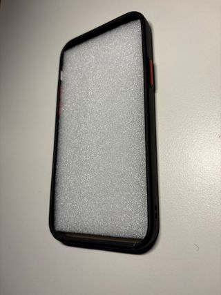 Funda iPhone 12 Negra Translúcida