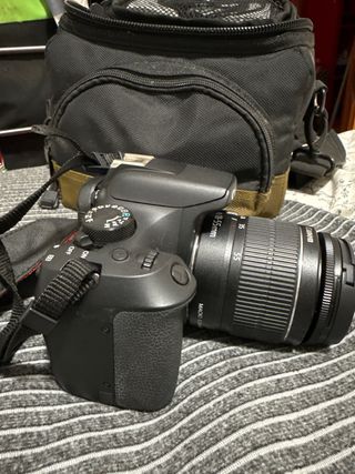 Cámara Canon EOS 1300D + EF-S 18-5