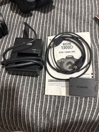 Cámara Canon EOS 1300D + EF-S 18-5