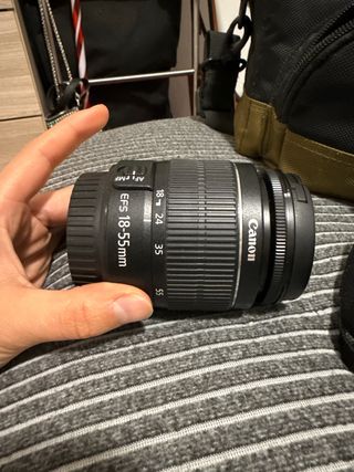 Cámara Canon EOS 1300D + EF-S 18-5