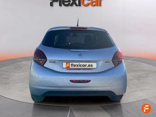 Peugeot 208 5P STYLE 1.2L PureTech 110