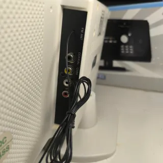 Sistema estéreo auna blanco