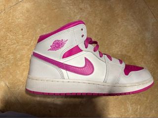 Jordan 1 Mid Rosa y Blanco
