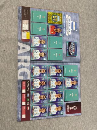 Álbum Panini Mundial Qatar 2022 Casi Completo