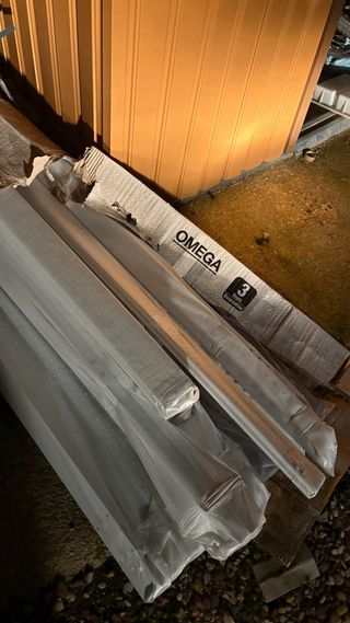 Pérgola NATERIAL Omega 4x2.8m Gris