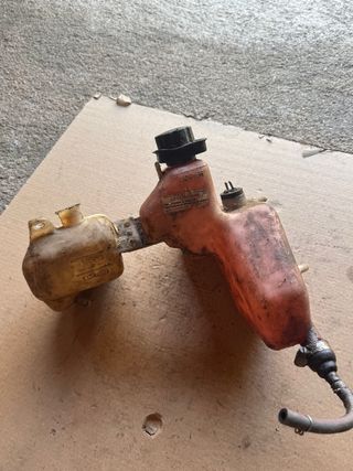 Reservatório Autolube e Anticongelante Honda NSR