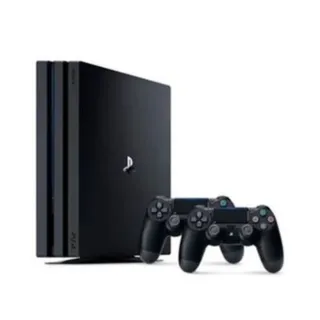 PS4 Pro + 3 Mandos y 3 Juegos + 12 Meses de Play+