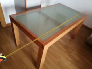 Mesa de comedor cristal y madera