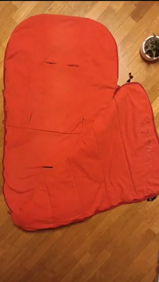 Saco Silla Invierno Jané Kids Zone Rojo