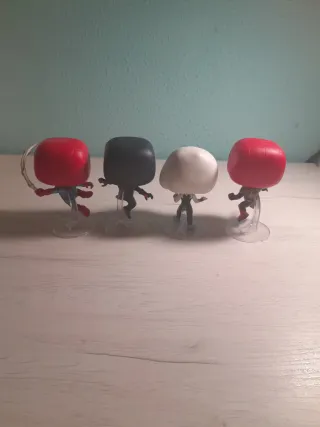4 Funko Pops Spiderman