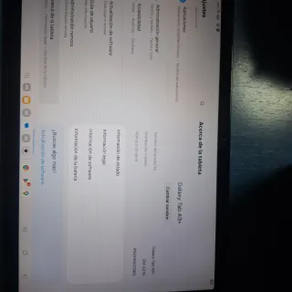 Galaxy tab A9+, con funda y teclado mas lápiz.