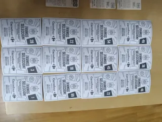 Lote cromos Panini ,años 80-90-2024.