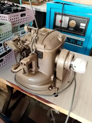 Máquina repuntar Strobel