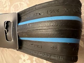 Cubierta NUEVA Hutchinson Equinox 2 carretera