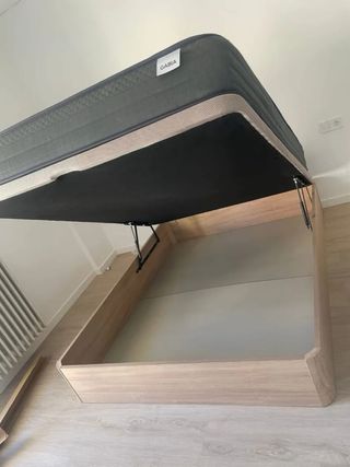 Sofás , armarios,  Camas,  Mesitas