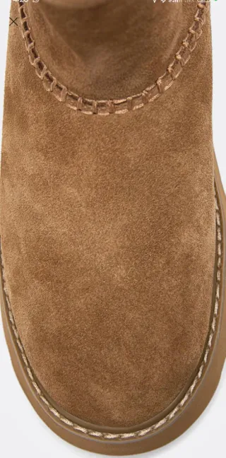 Botines estilo UGG  Stradivarius piel beige 38