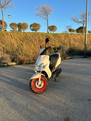 Yamaha Jog RR Scooter